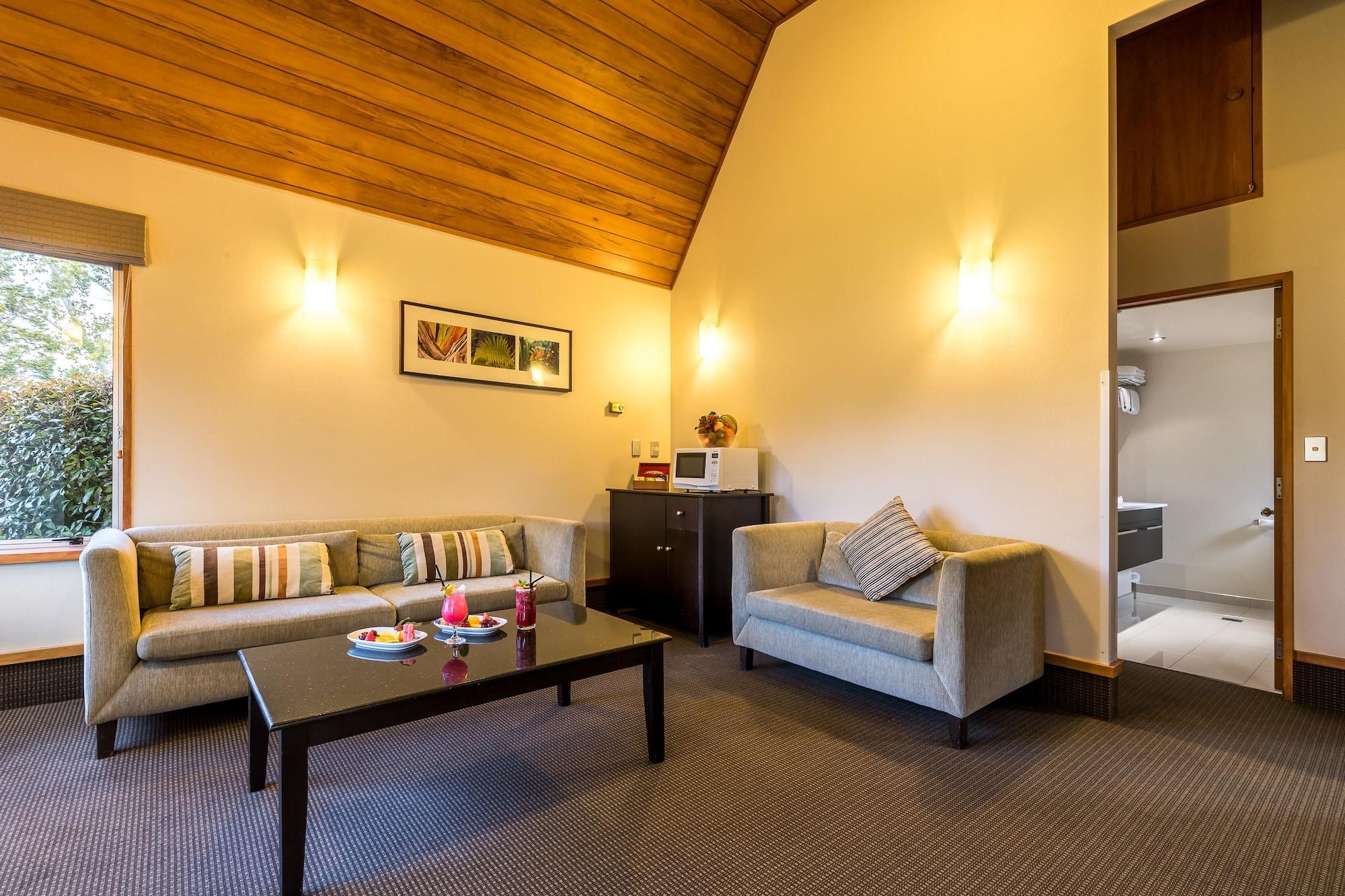 Distinction Te Anau Hotel & Villas Zewnętrze zdjęcie
