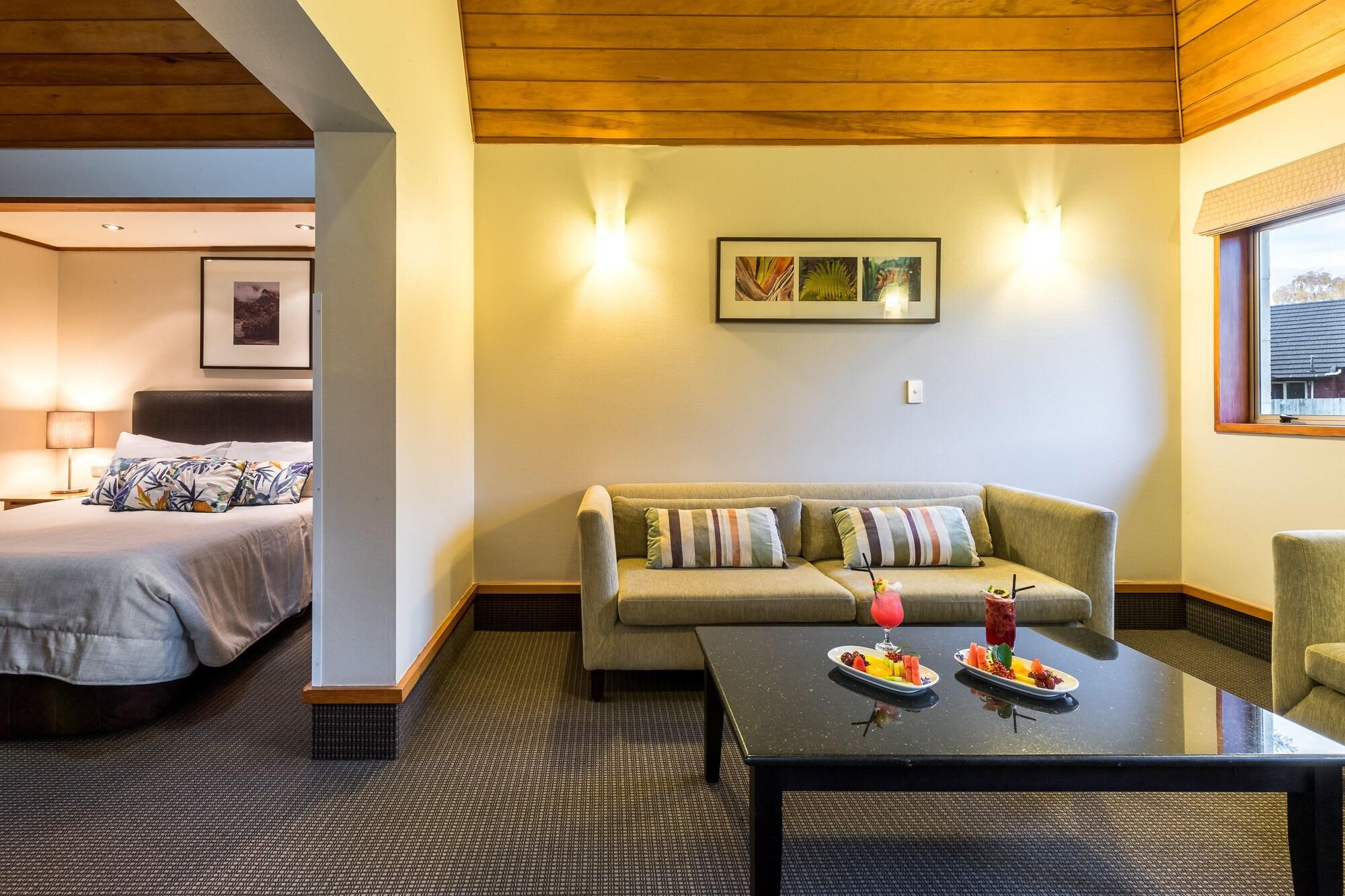 Distinction Te Anau Hotel & Villas Zewnętrze zdjęcie