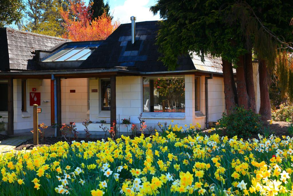 Distinction Te Anau Hotel & Villas Zewnętrze zdjęcie
