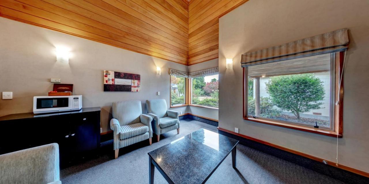 Distinction Te Anau Hotel & Villas Zewnętrze zdjęcie