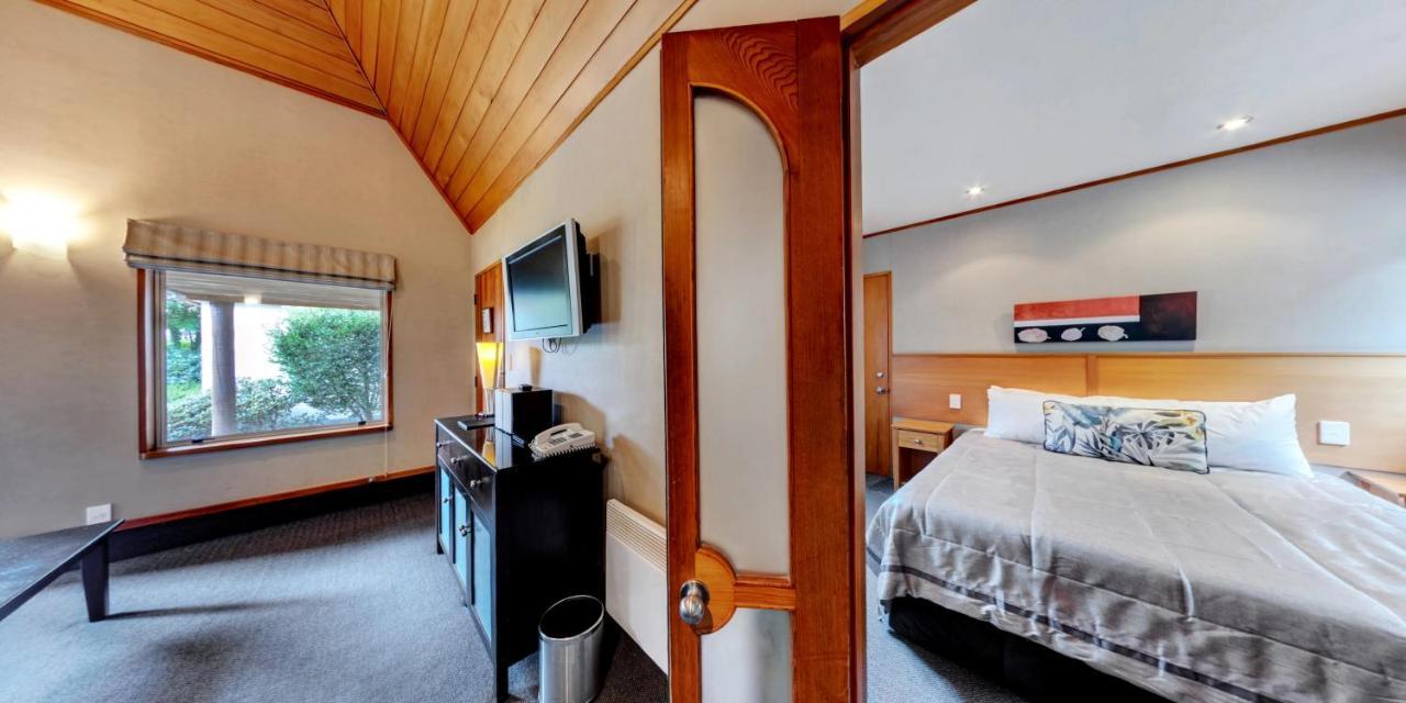 Distinction Te Anau Hotel & Villas Zewnętrze zdjęcie