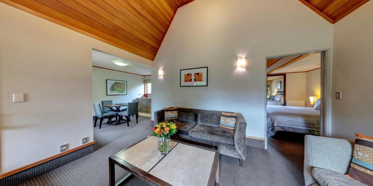 Distinction Te Anau Hotel & Villas Zewnętrze zdjęcie