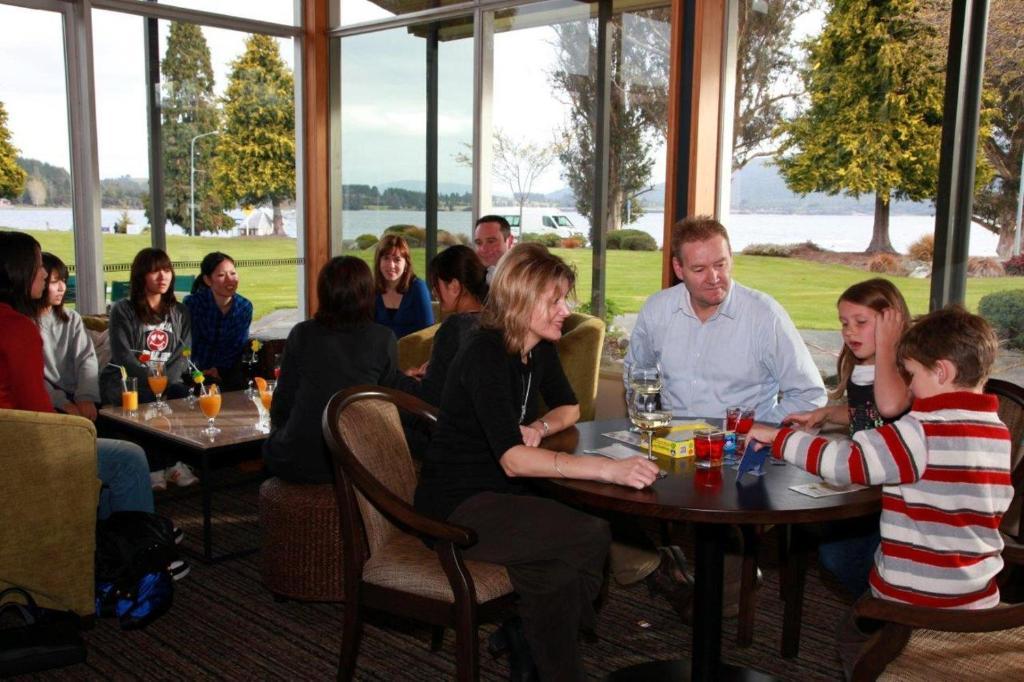 Distinction Te Anau Hotel & Villas Zewnętrze zdjęcie