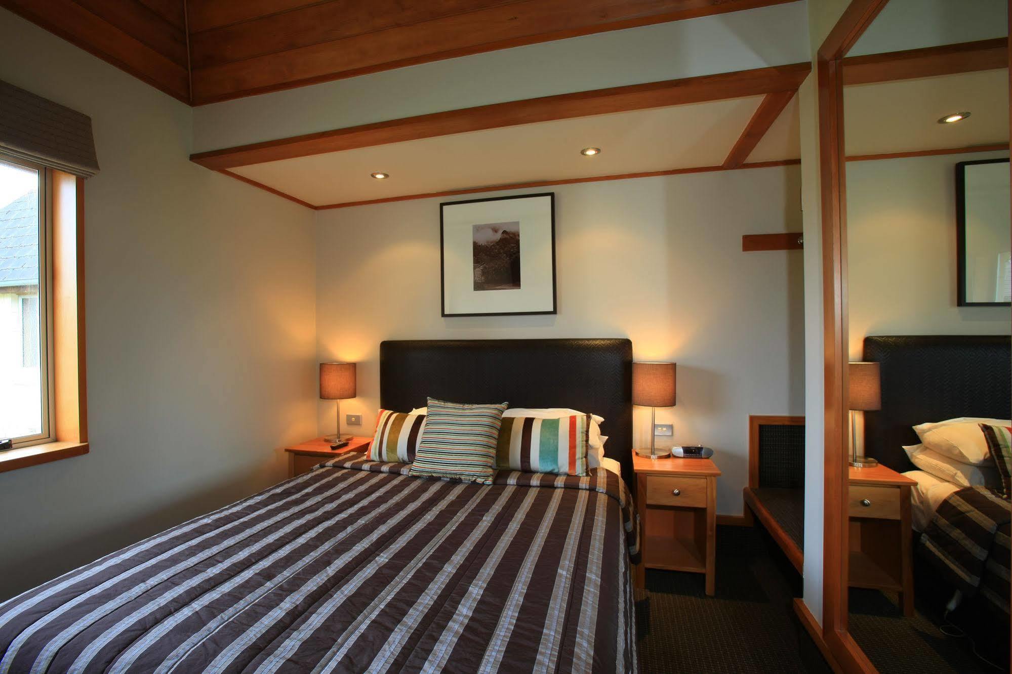 Distinction Te Anau Hotel & Villas Zewnętrze zdjęcie