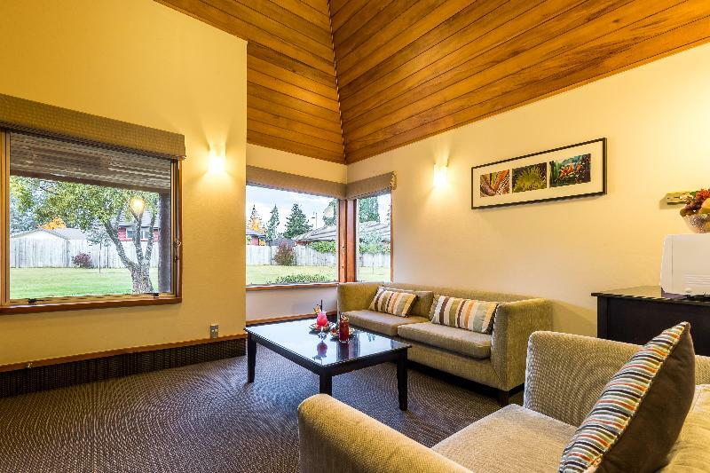 Distinction Te Anau Hotel & Villas Zewnętrze zdjęcie